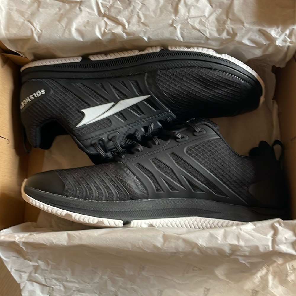 Altra Solstice XT 2 women’s 8.5